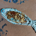 Gros plan toile personnalisée enfant poisson bleu feuille or