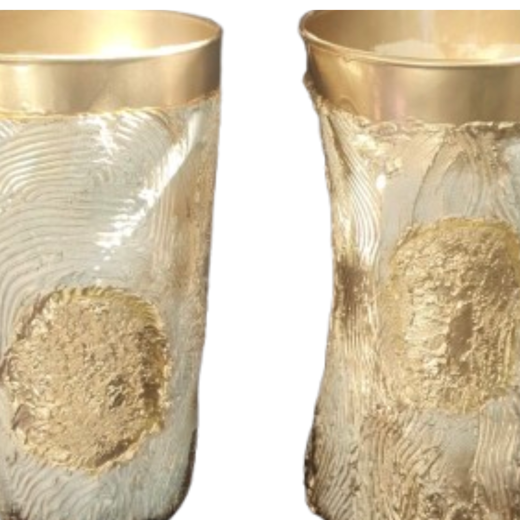 2 vases décoratifs or