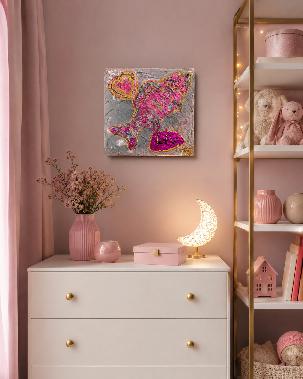 Toile personnalisée enfant avec prénom en relief, poisson texturé rose et doré fait main à Paris, cadeau naissance unique, NaE Design