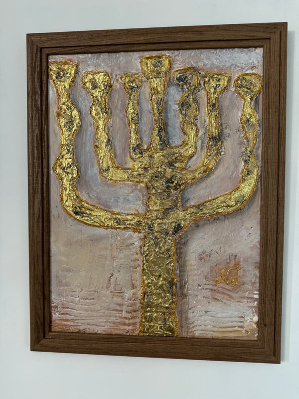 Menorah Lumière I art texturé fond clair feuille dorée cadre bois NaE Design
