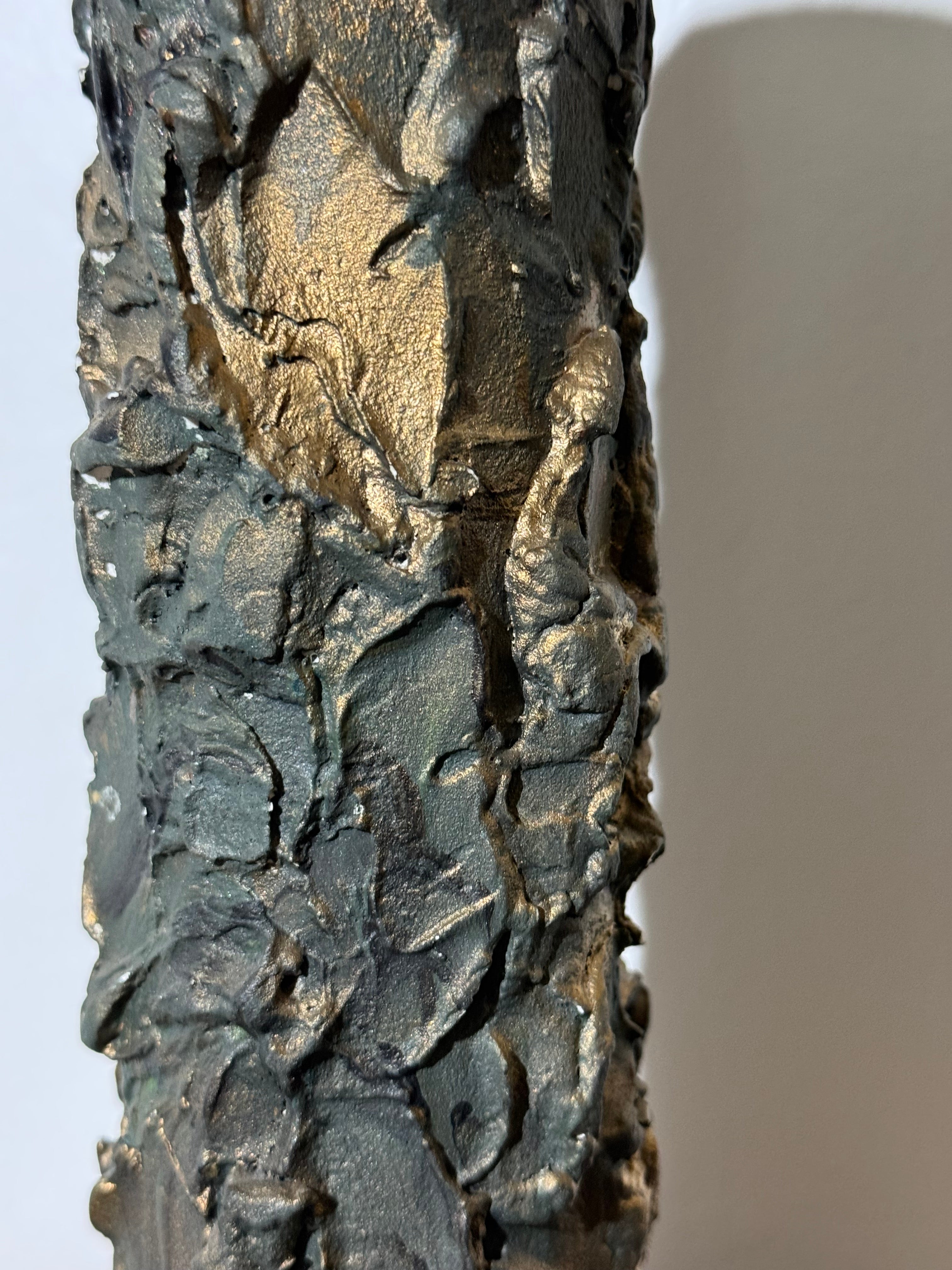 Texture vase flute gris or