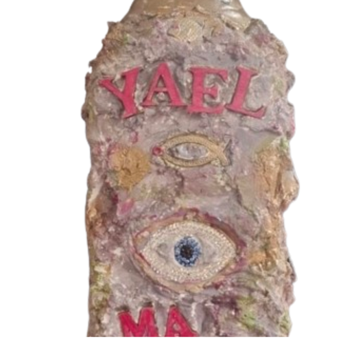 gros plan matière vase or et rose oeil