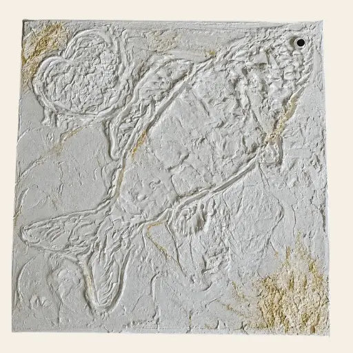 Toile personnalisée enfant avec prénom en relief, poisson texturé et or fait main à Paris, cadeau naissance unique, NaE Design