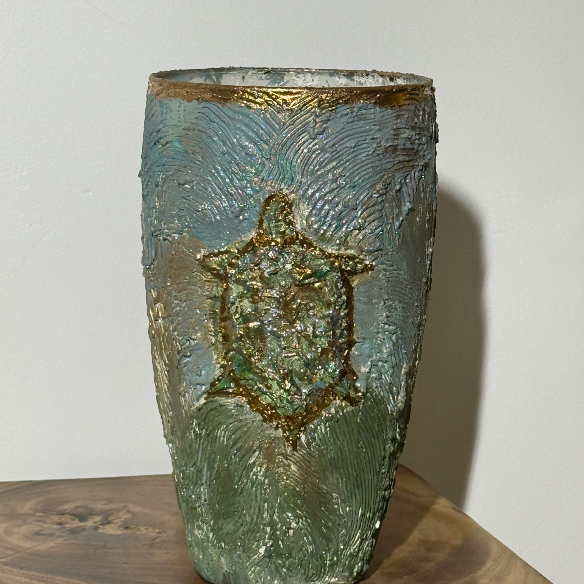 Vase artistique vert minéral Tortue – Création NaE - Pièce unique